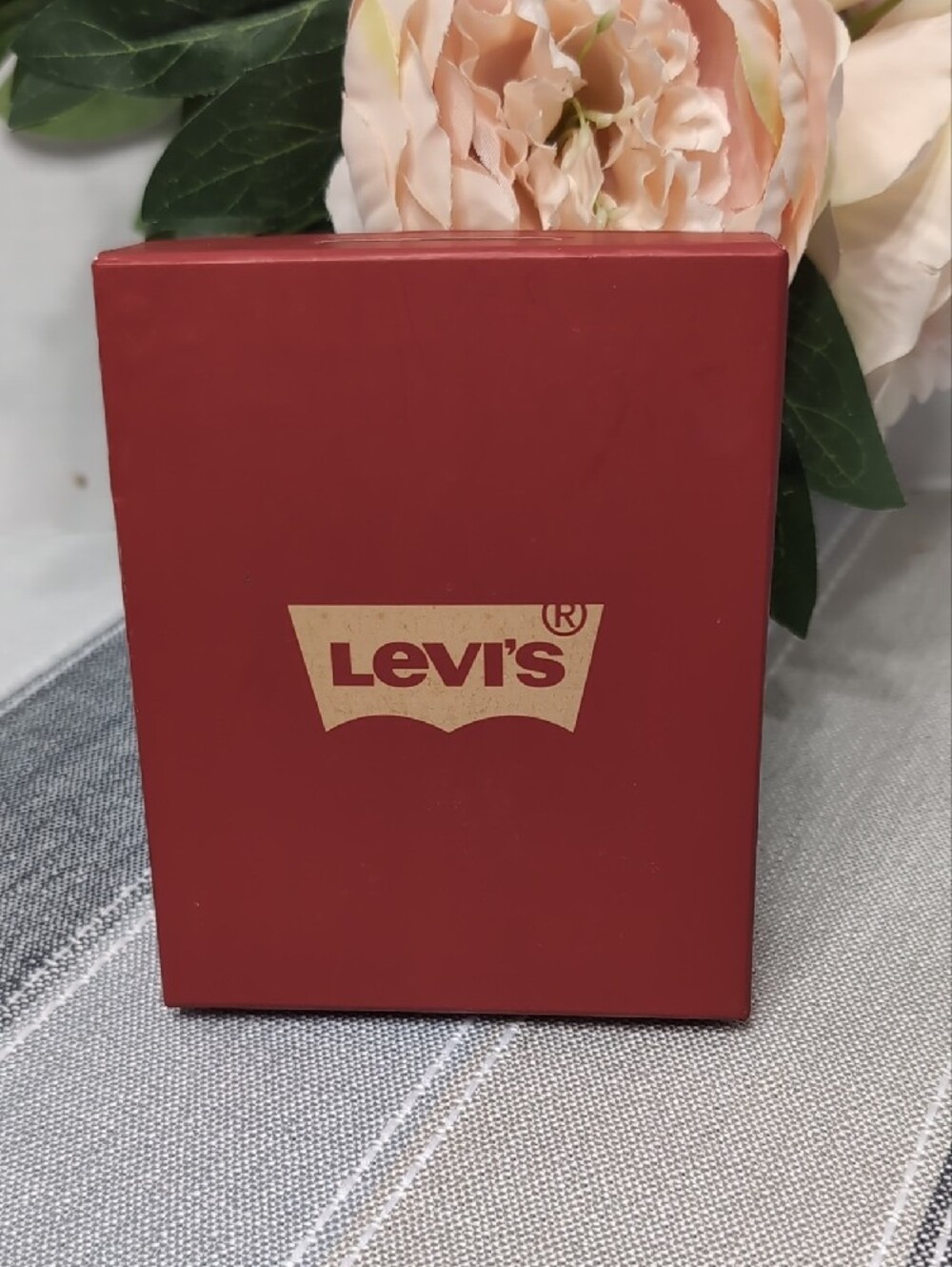 Levi’s Brown Leather Bifold Wallet, RFID Protection - Picture 6 of 7